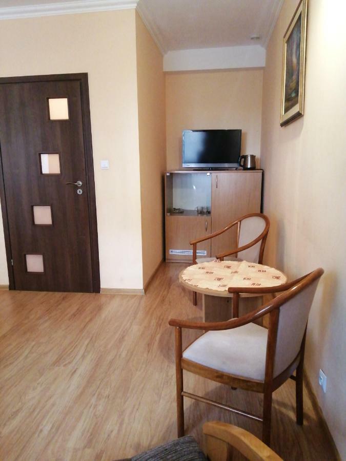 Pensjonat Kozienice Extérieur photo